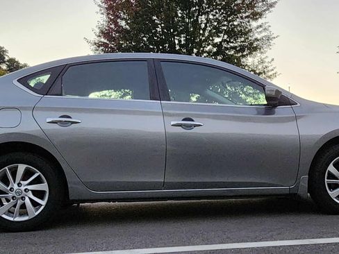 Used 2013 Nissan Sentra S image 12
