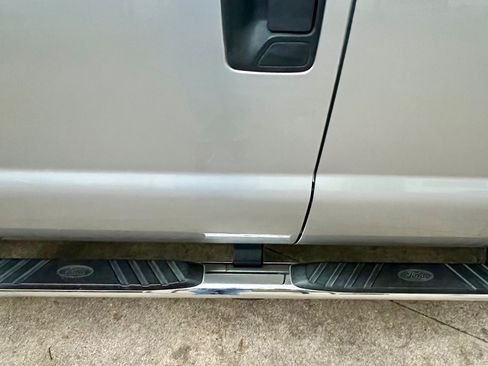 Used 2015 Ford F250 XLT w/ XLT Value Package image 14