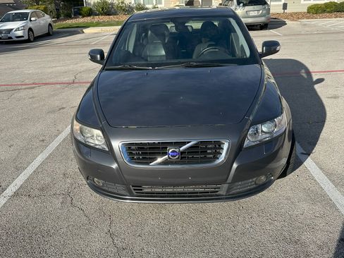 Used 2008 Volvo S40 T5 image 1