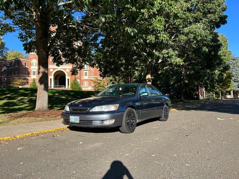 Used 1998 Lexus ES 330 300 Sedan 4D image 17