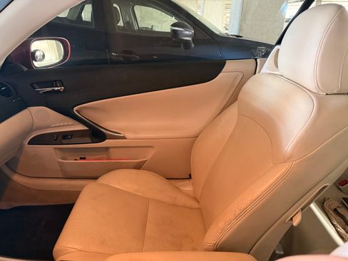 Used 2010 Lexus IS 350C RWD image 10