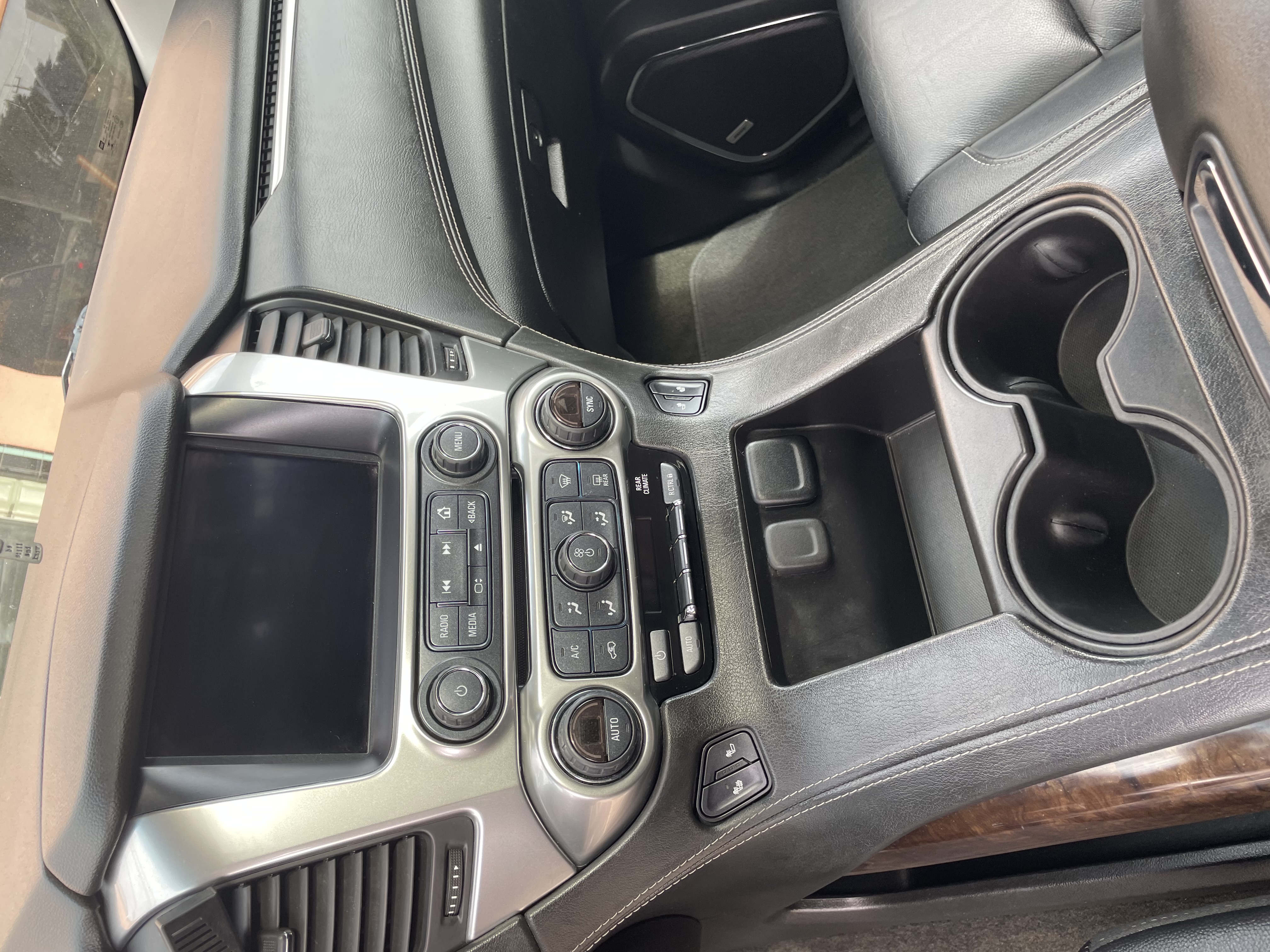 Used 2017 Chevrolet Tahoe LT AWD/4WD image 12