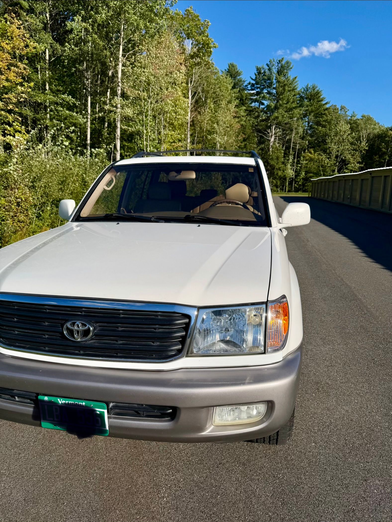 Used 2002 Toyota Land Cruiser AWD/4WD image 2