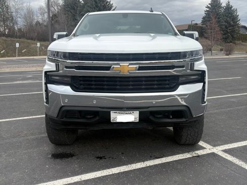 Used 2019 Chevrolet Silverado 1500 LT w/ Convenience Package image 12