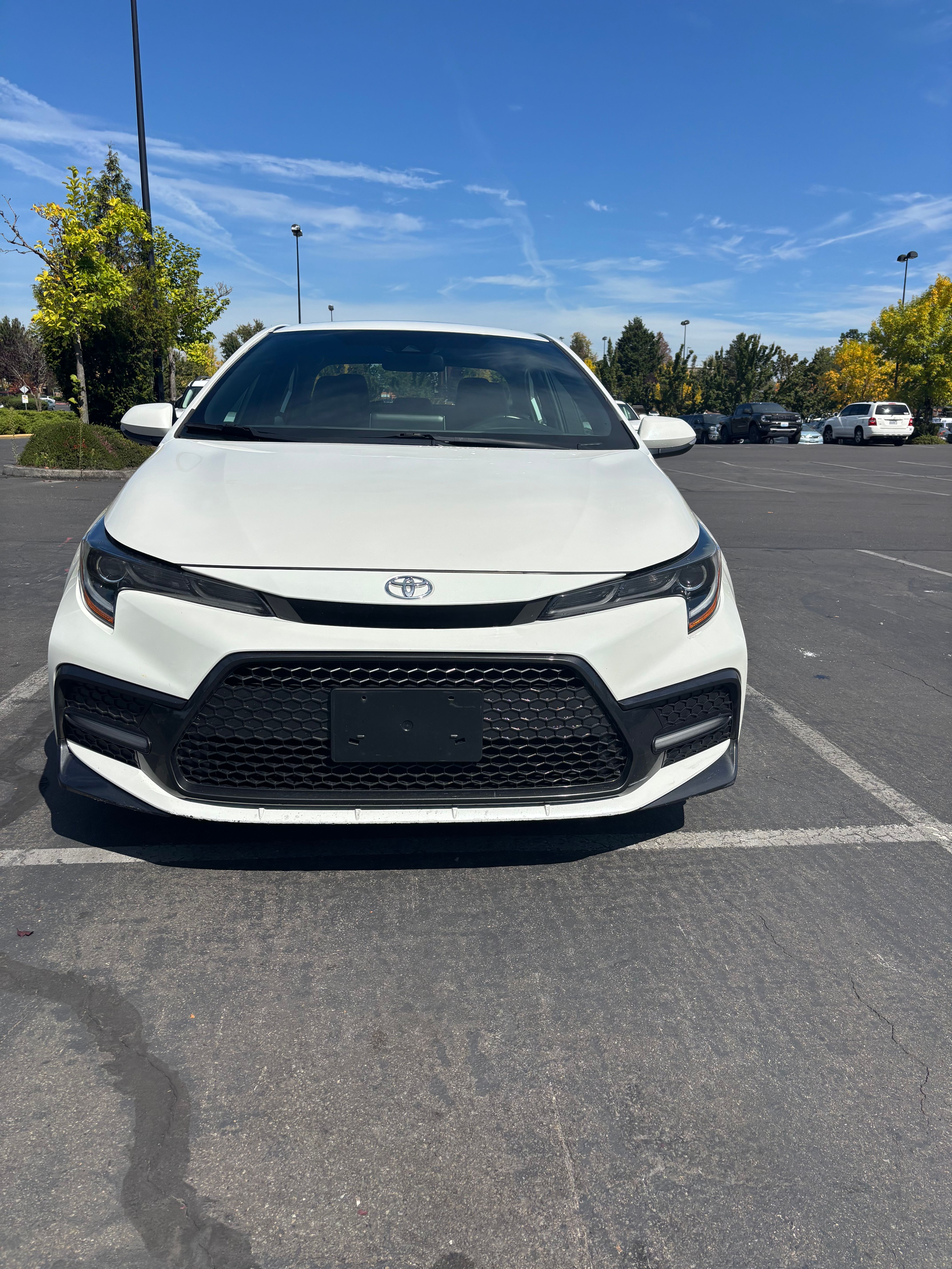Used 2020 Toyota Corolla SE w/ SE Premium Package FWD image 9