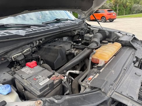 Used 2015 Ford F150 XLT w/ Equipment Group 302A Luxury image 11