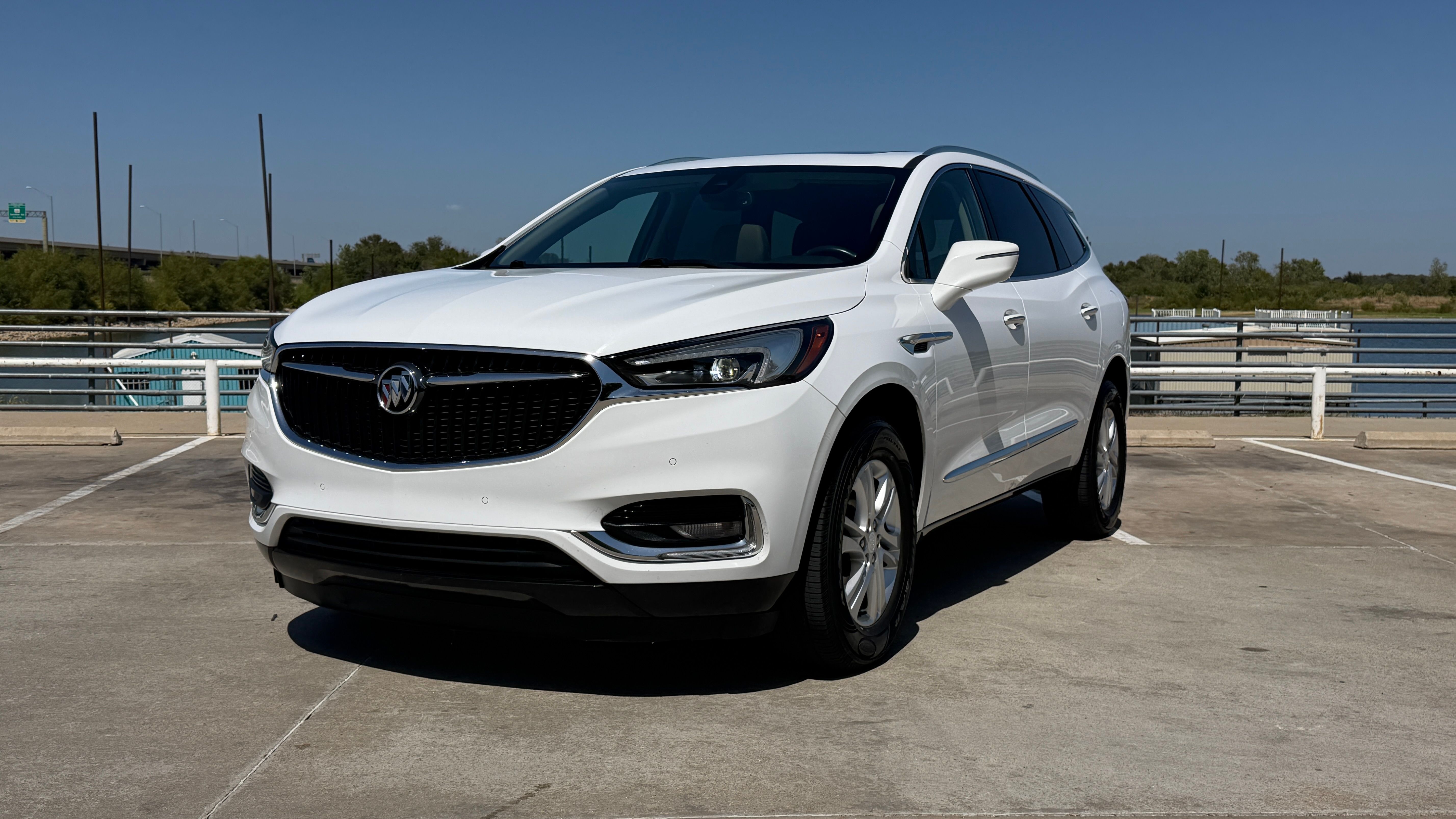 Used 2018 Buick Enclave Premium FWD image 4