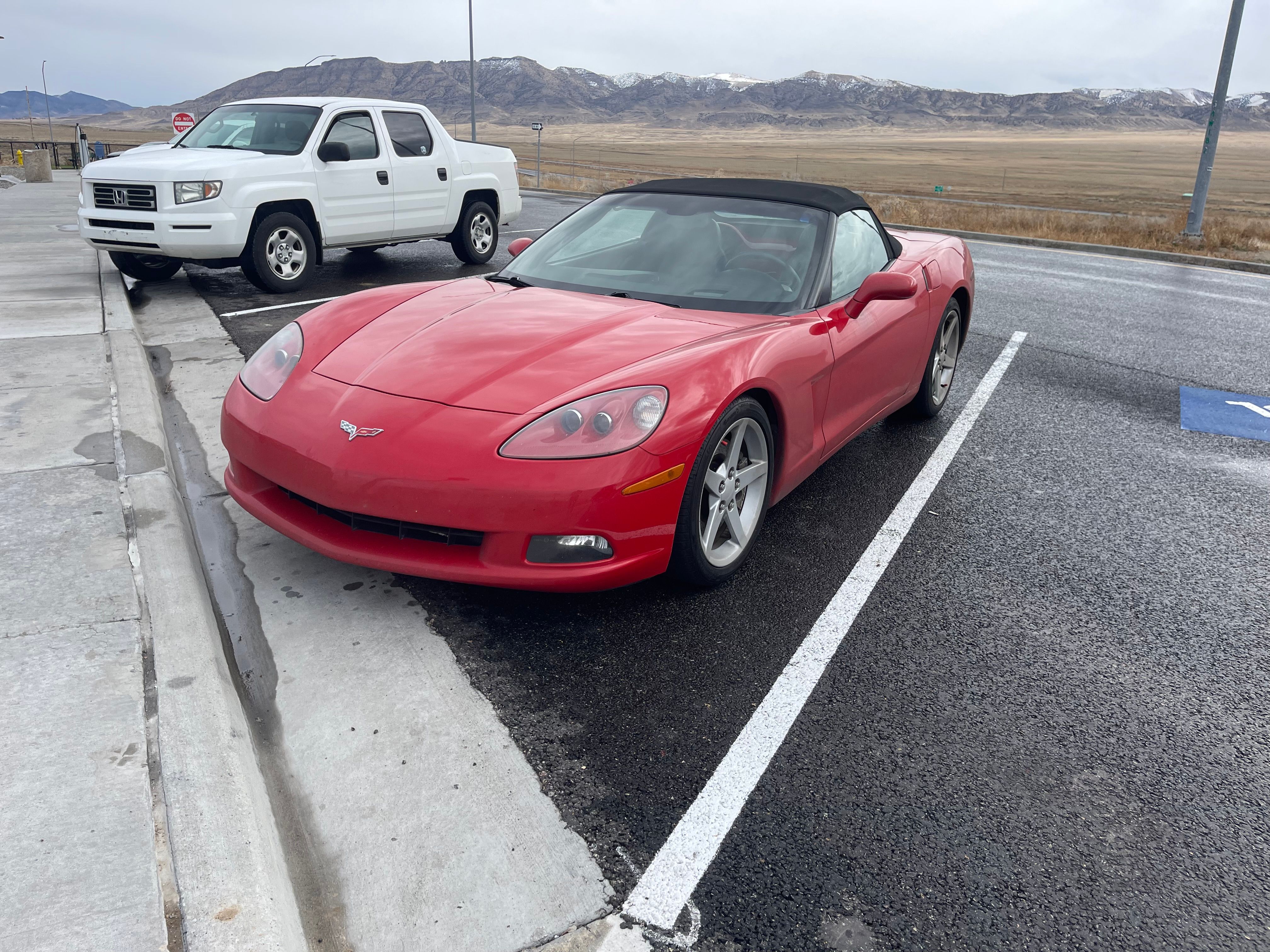 Used 2005 Chevrolet Corvette Convertible w/ Preferred Equipment Group RWD image 6