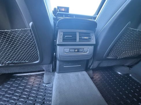 Used 2017 Audi Q7 3.0T Premium image 15