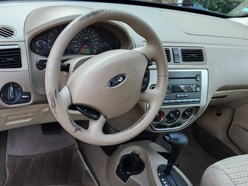 Used 2006 Ford Focus SES image 11