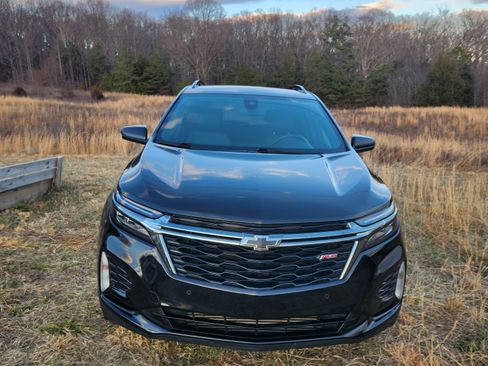 Used 2022 Chevrolet Equinox RS w/ LPO, Cargo Package image 2