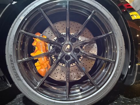 Used 2019 McLaren 600LT image 18