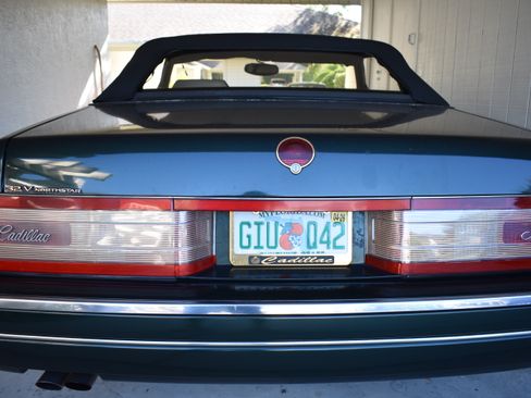 Used 1993 Cadillac Allante image 8