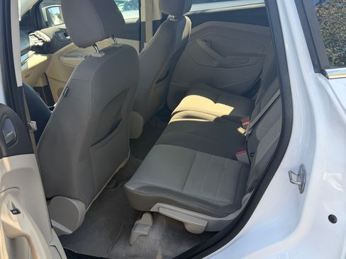 Used 2016 Ford Escape SE AWD/4WD image 8