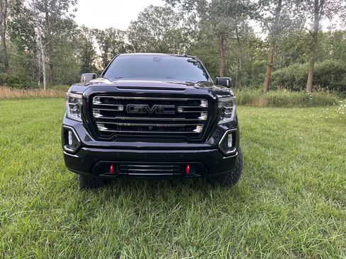Used 2021 GMC Sierra 1500 AT4 w/ AT4 Premium Package AWD/4WD image 5