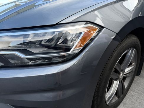 Used 2021 Volkswagen Jetta R-Line image 11