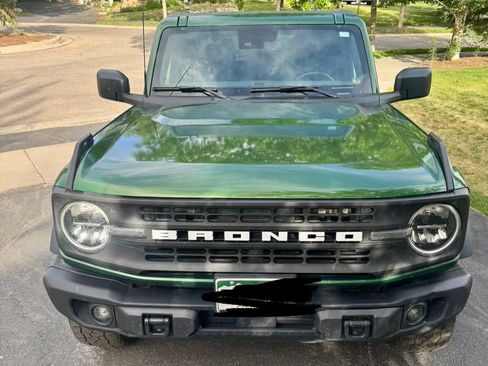 Used 2023 Ford Bronco Black Diamond AWD/4WD image 4