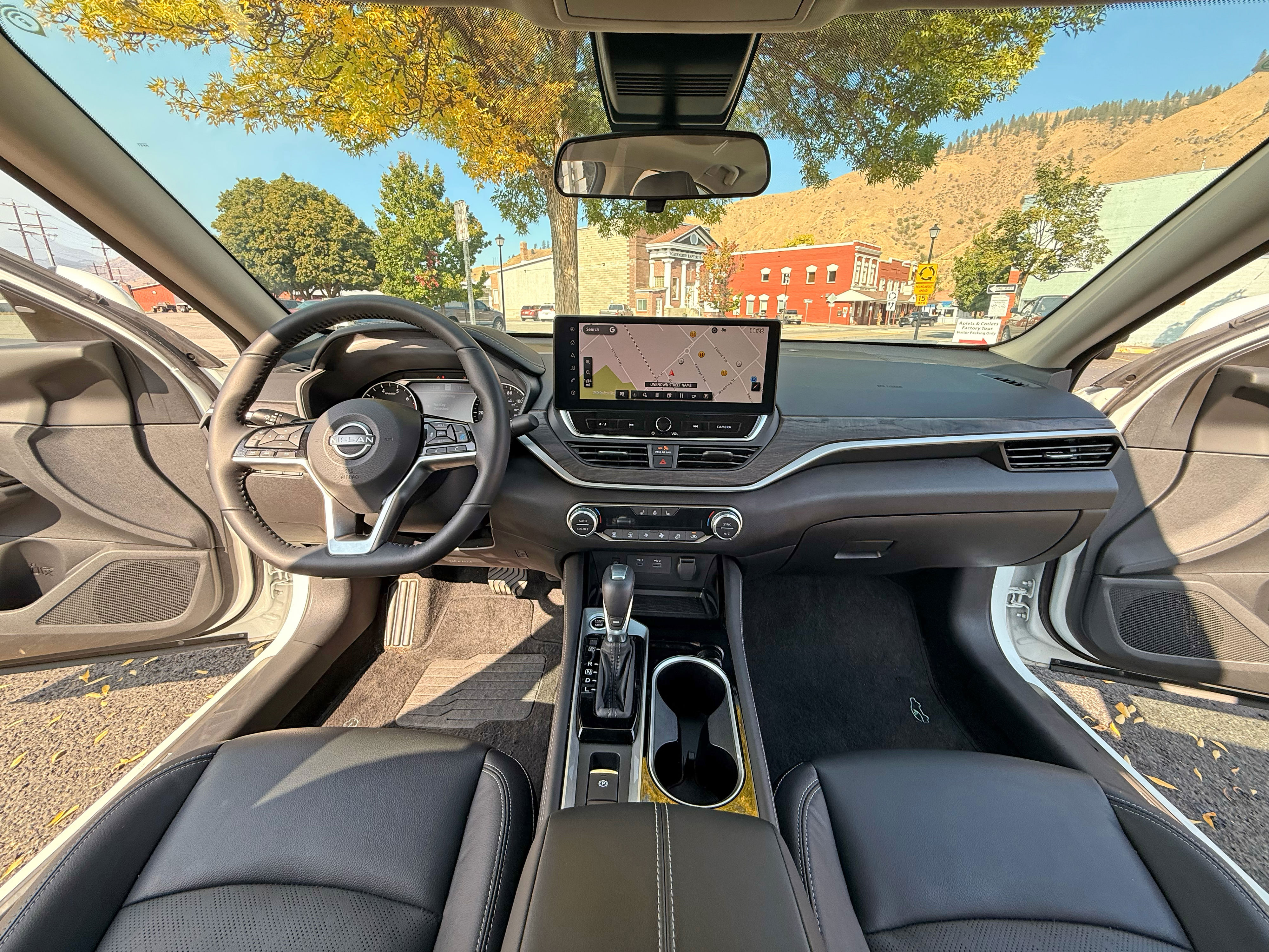 Used 2024 Nissan Altima 2.5 SL AWD/4WD image 13