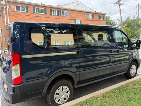 Used 2022 Ford E-Transit Low Roof image 5