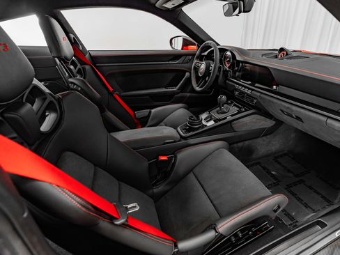 Used 2023 Porsche 911 GT3 image 12