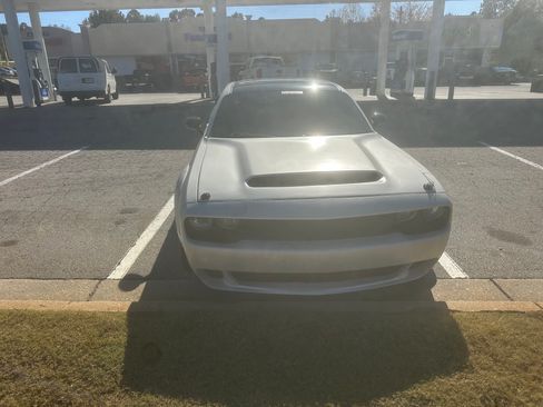 Used 2012 Dodge Challenger R/T image 1