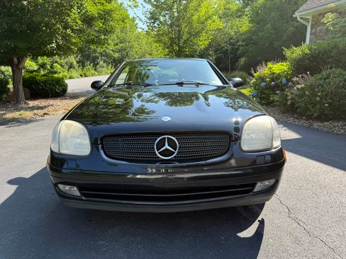 Used 1999 Mercedes-Benz SLK 230 image 4