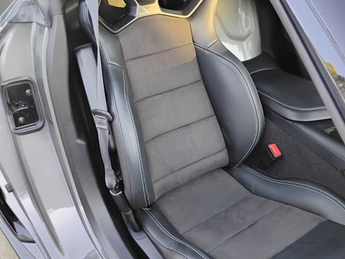 Used 2016 Chevrolet Corvette Z06 w/ 3LZ Preferred Equipment Group image 23