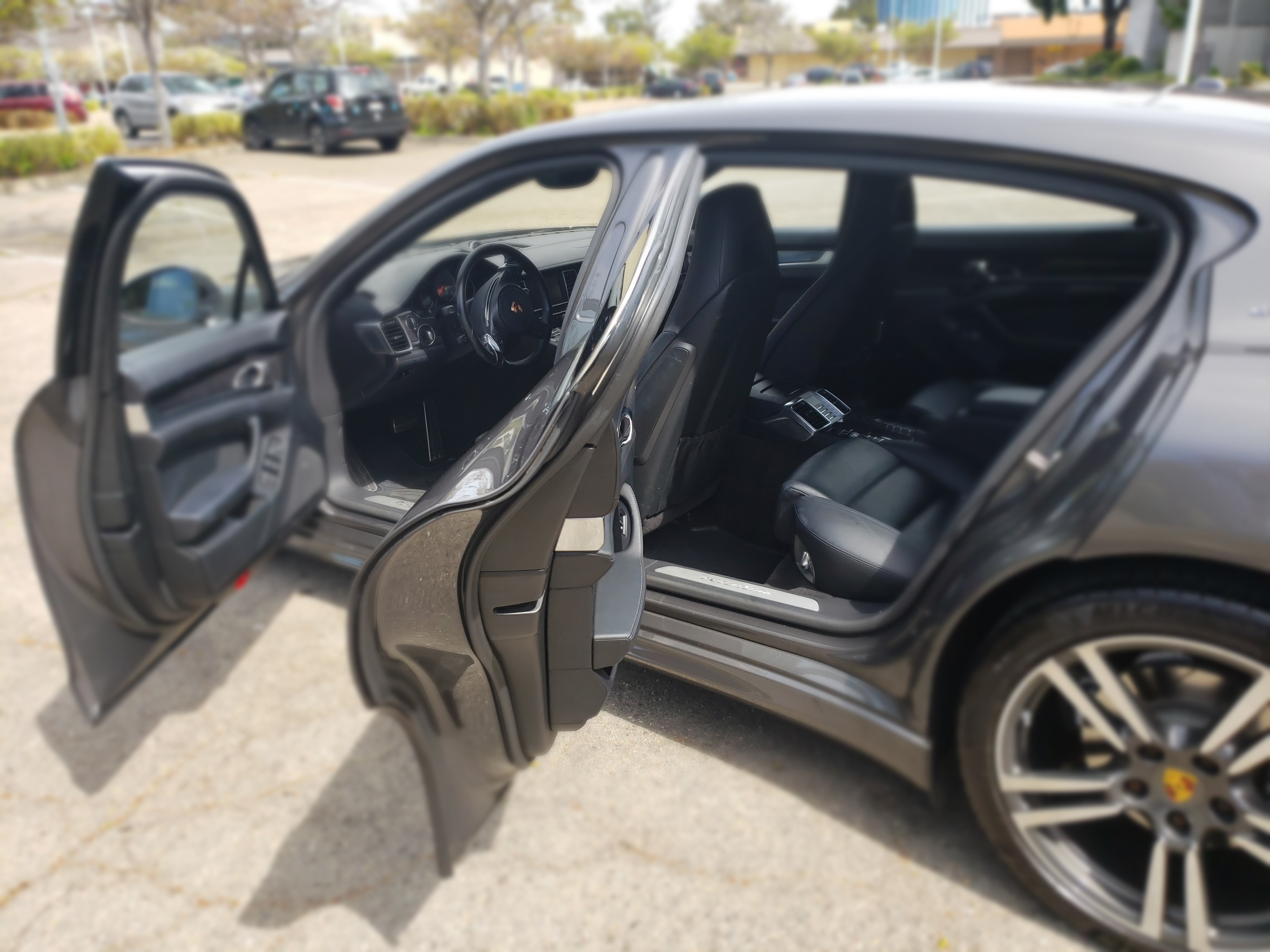 Used 2015 Porsche Panamera 4S Executive AWD/4WD image 11