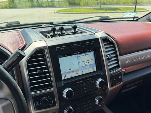 Used 2018 Ford F350 Platinum AWD/4WD image 24