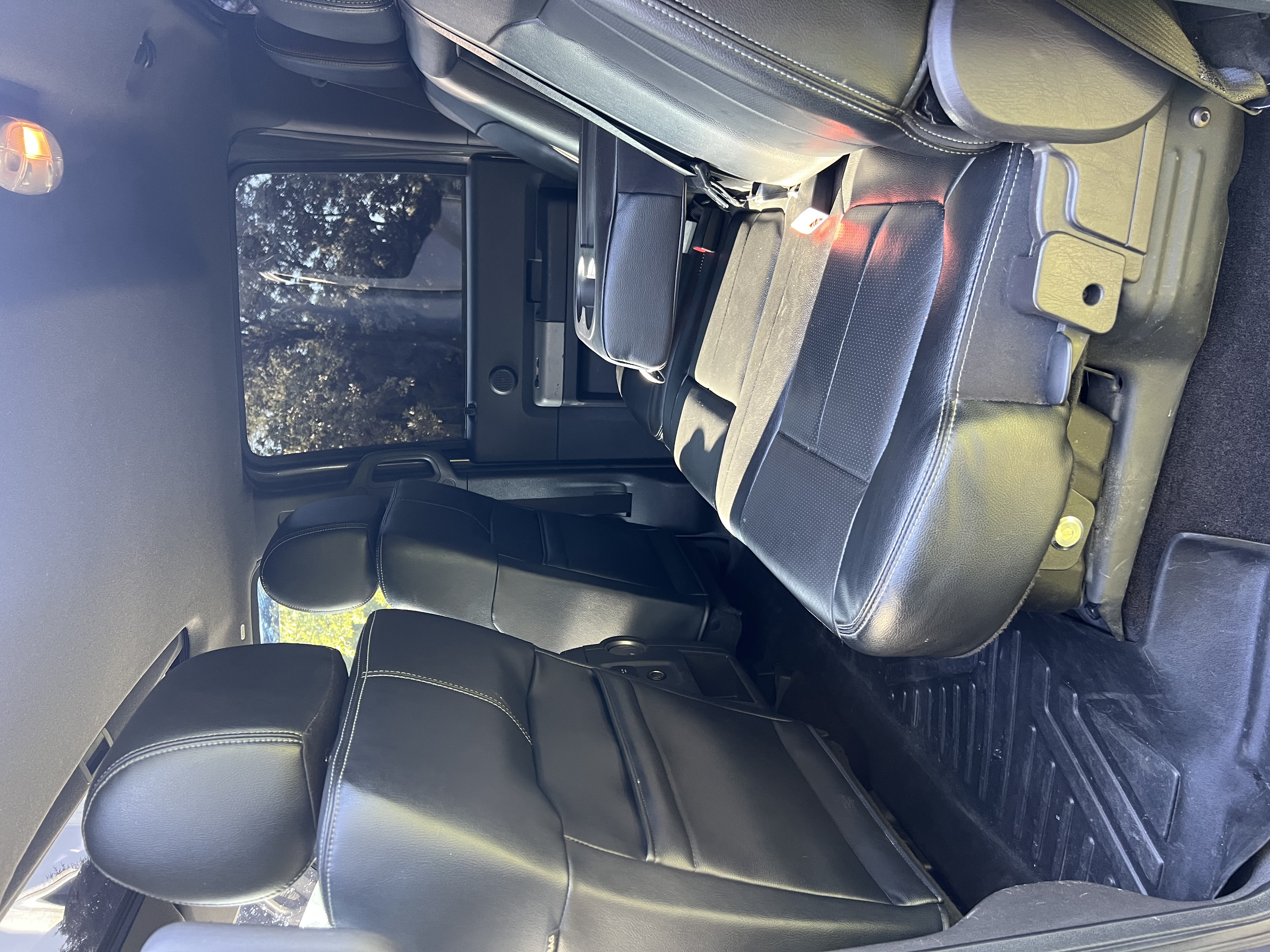 Used 2016 Ford F350 Lariat w/ Lariat Ultimate Package AWD/4WD image 26