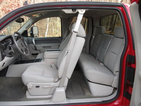Used 2012 Chevrolet Silverado 3500 LT RWD image 28