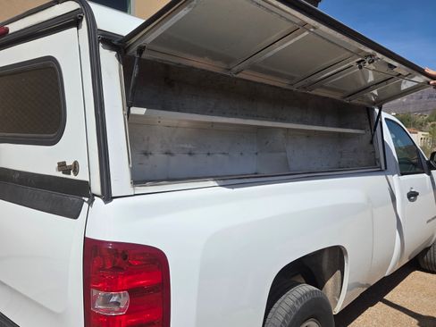 Used 2013 Chevrolet Silverado 1500 W/T image 6