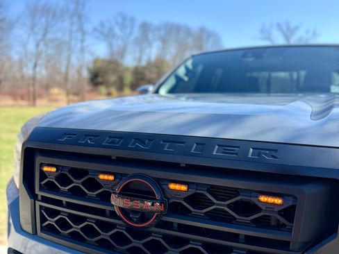 Used 2023 Nissan Frontier PRO-4X w/ Pro-4X Premium Package image 8