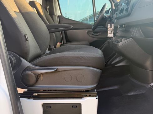 Used 2021 Mercedes-Benz Sprinter 2500 w/ Premium Package image 12