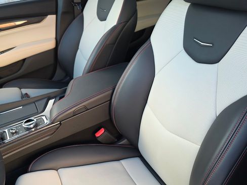 Used 2024 Cadillac CT5 Sport w/ Parking Package image 8