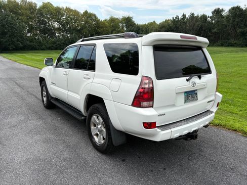 Used 2005 Toyota 4Runner Limited AWD/4WD image 5