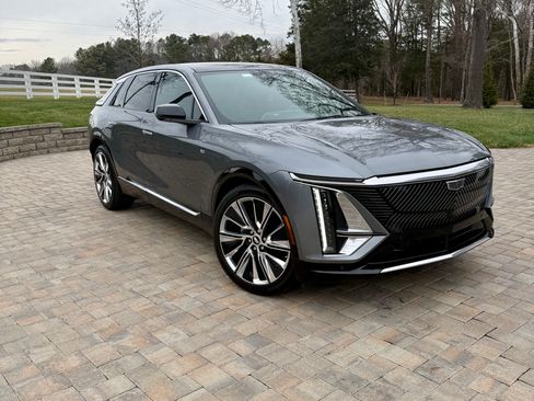 Used 2023 Cadillac Lyriq 2WD image 1