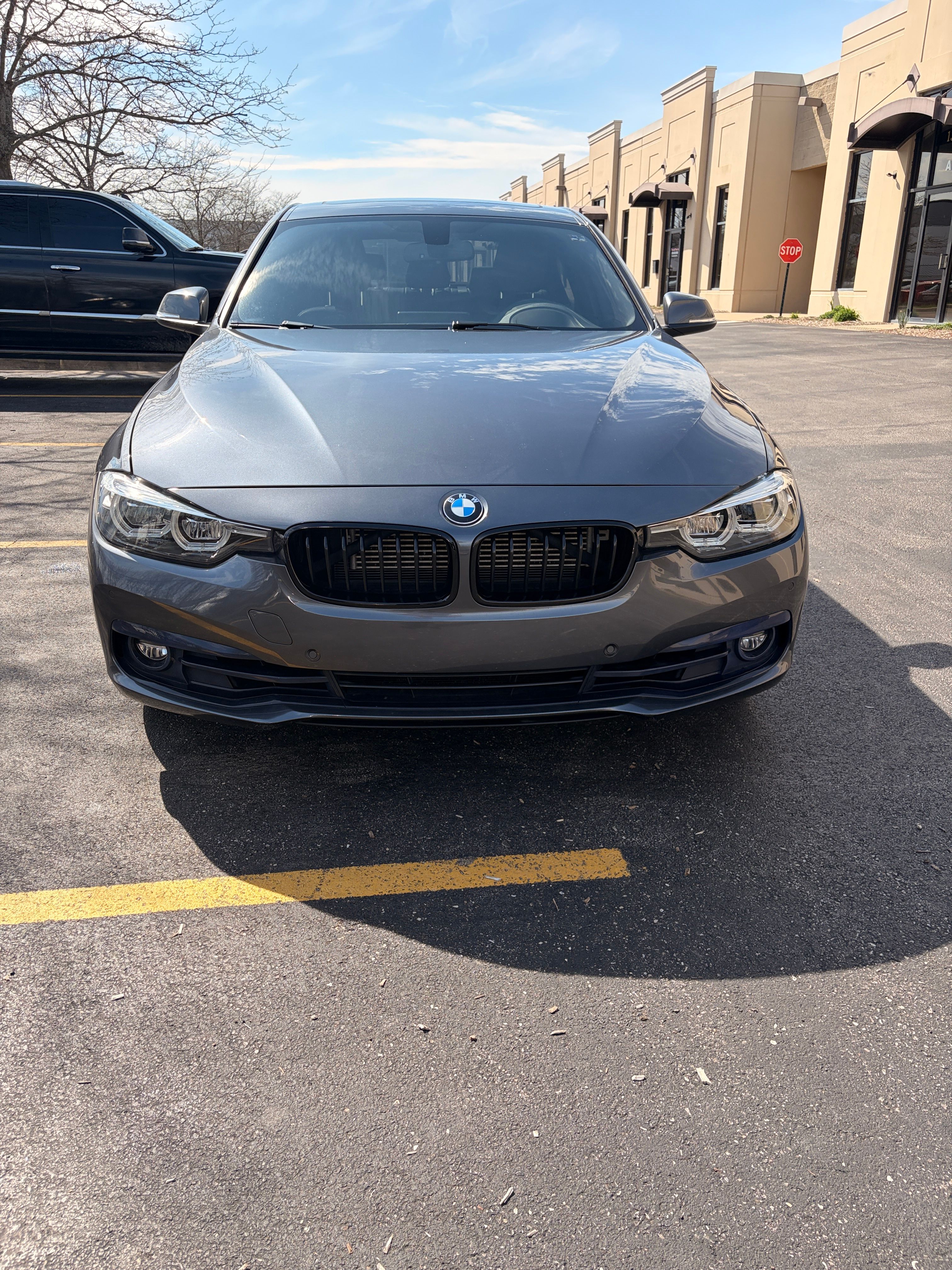 Used 2018 BMW 330e RWD image 6