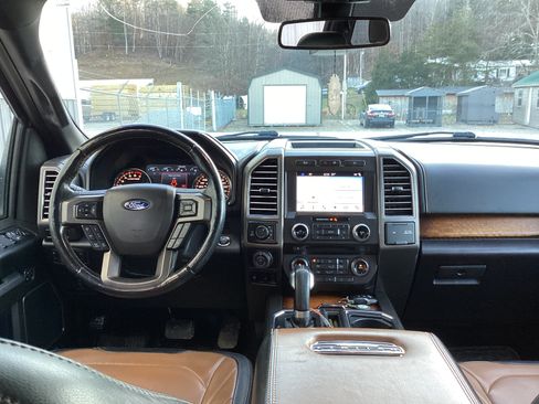 Used 2017 Ford F150 Limited w/ Trailer Tow Package image 5