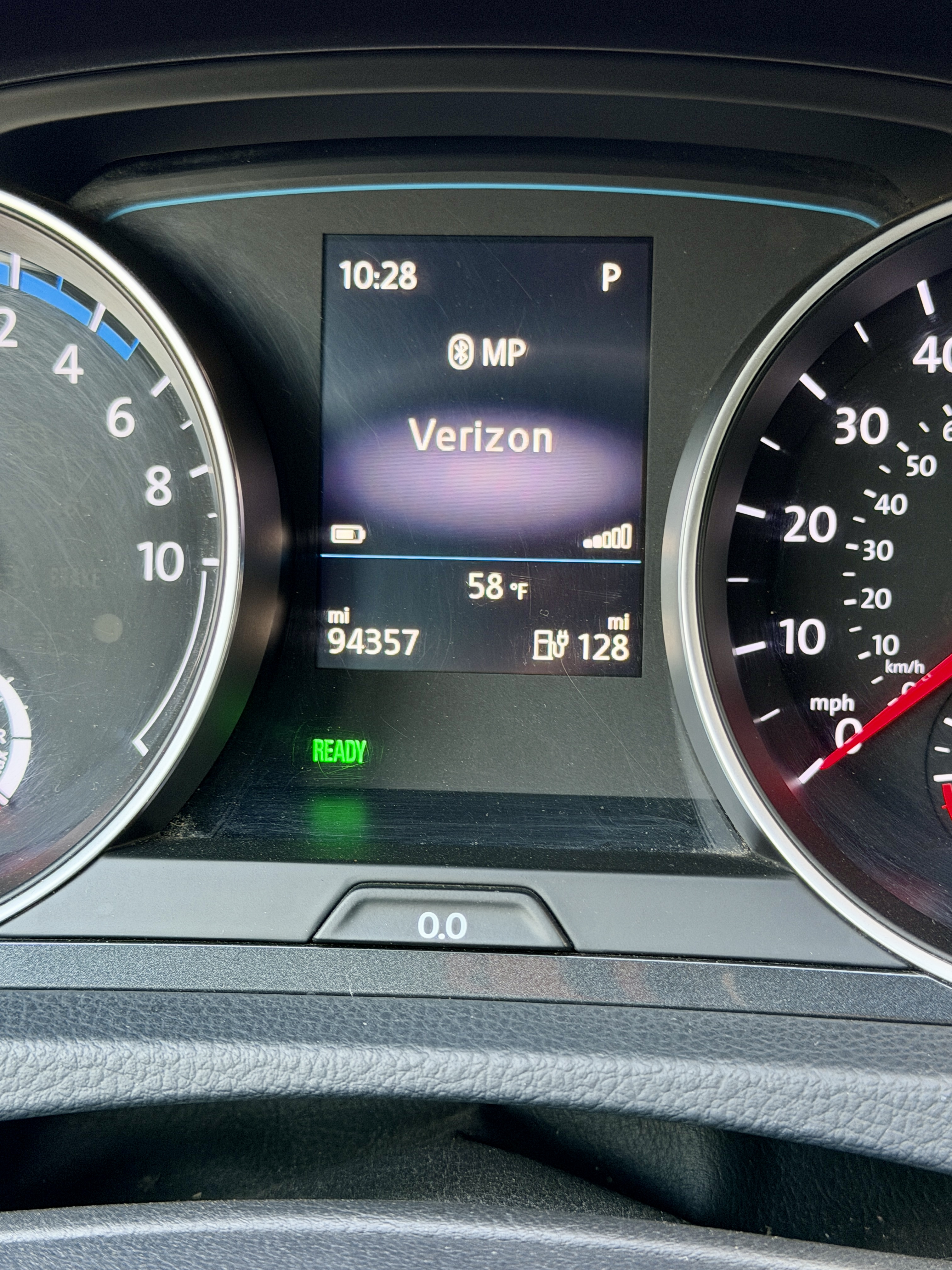 Used 2018 Volkswagen e-Golf SE w/ DC Fast Charging Package FWD image 14