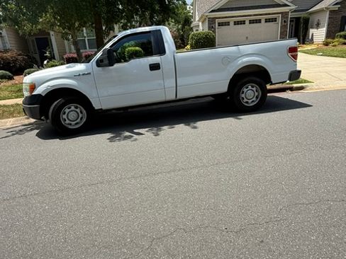 Used 2014 Ford F150 XL RWD image 1