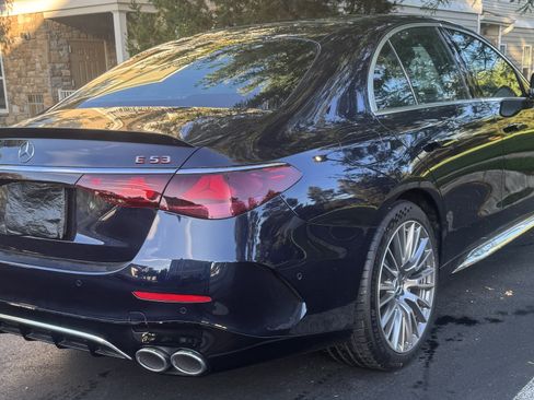 Used 2025 Mercedes-Benz E 53 AMG e 4MATIC Sedan image 4