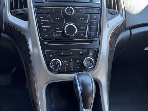 Used 2016 Buick Verano Leather FWD image 10