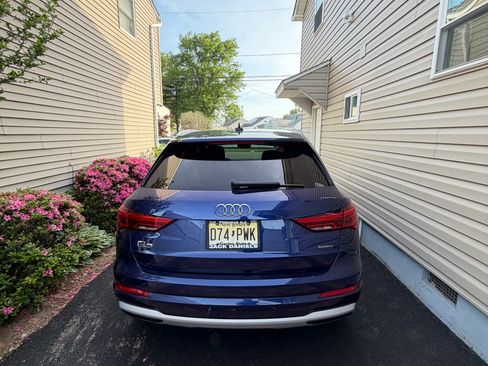 Used 2022 Audi Q3 2.0T Premium AWD/4WD image 5