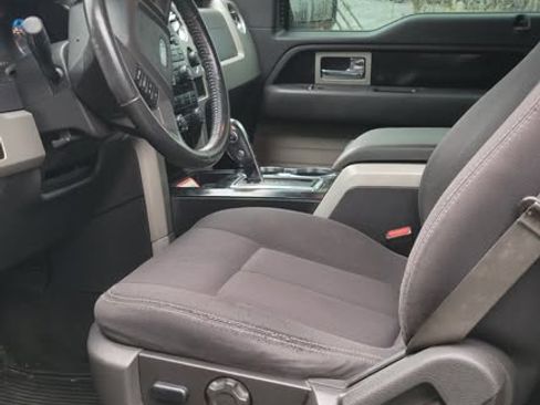 Used 2011 Ford F150 FX4 image 5