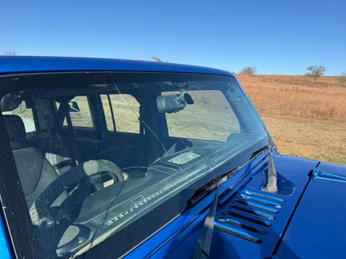 Used 2015 Jeep Wrangler Unlimited Sport image 11