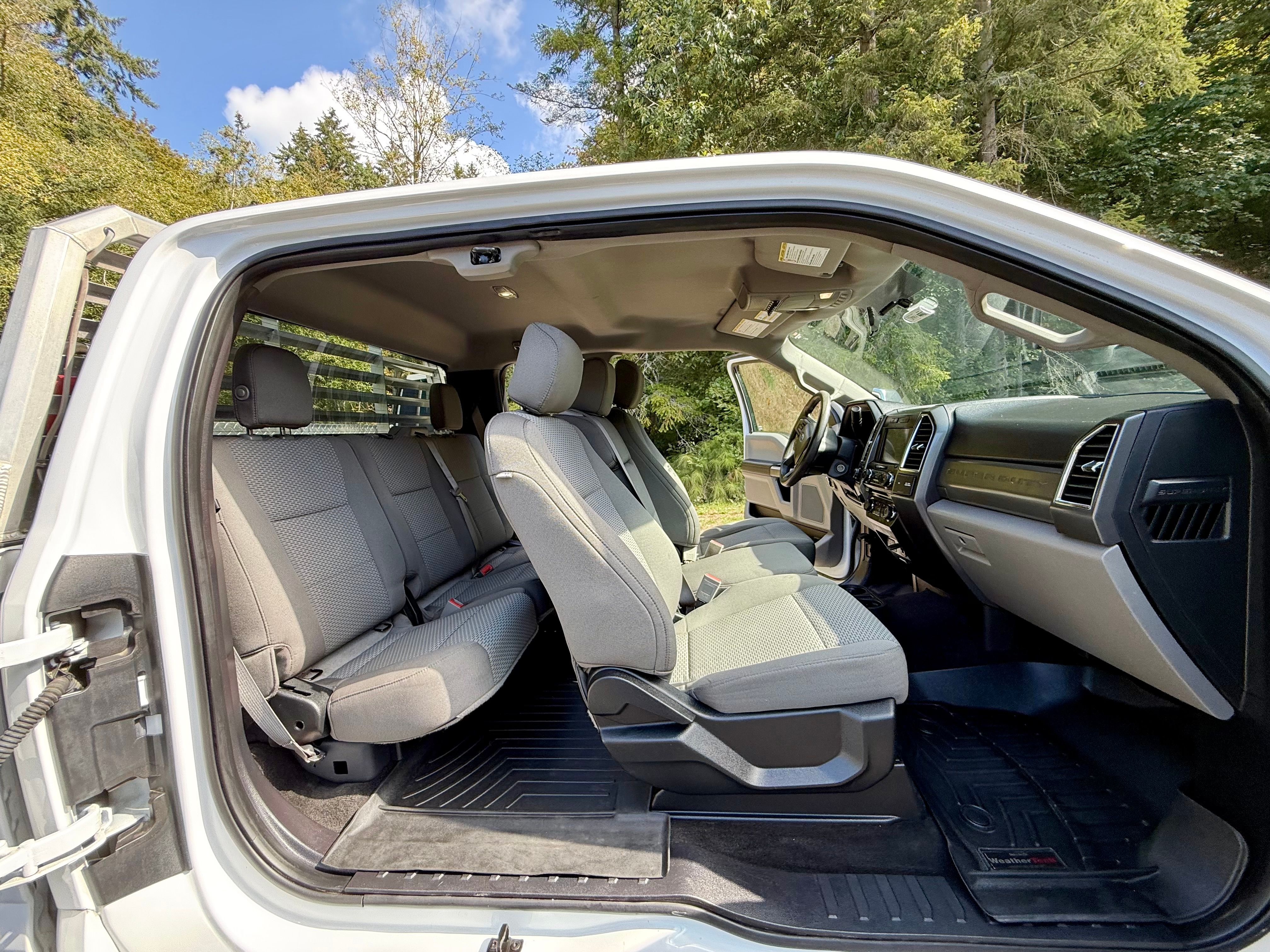Used 2018 Ford F250 XLT w/ XLT Premium Package AWD/4WD image 13