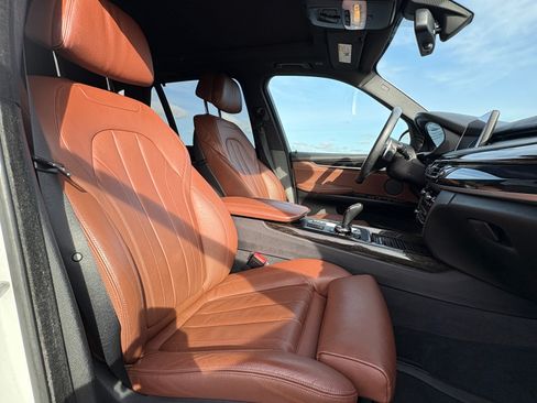 Used 2015 BMW X5 xDrive50i image 30