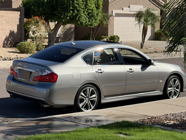 Used 2008 INFINITI M35 w/ Technology Pkg RWD image 1