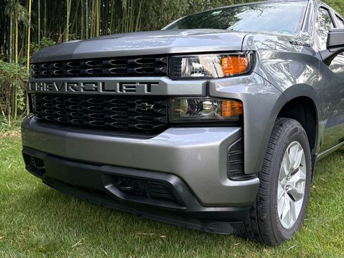 Used 2021 Chevrolet Silverado 1500 Custom w/ LPO, Dark Essentials Package AWD/4WD image 8